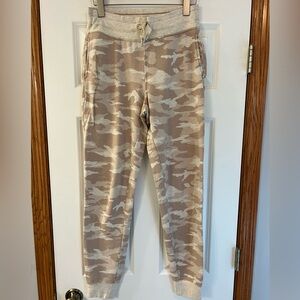 Athleta balanced joggers